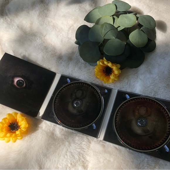 Of Mice & Men 2-disc CD - Picture 2 of 4